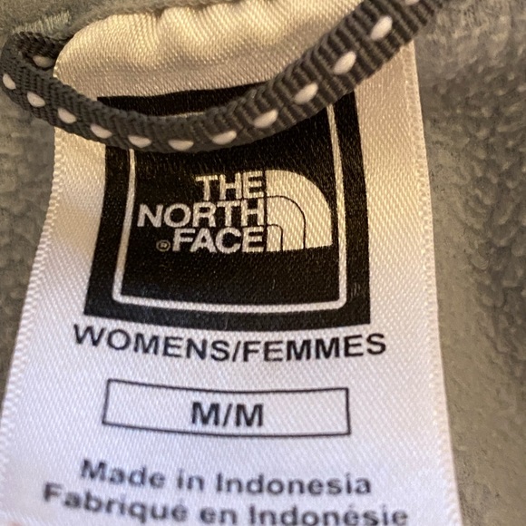 The North Face Womens Light Blue Lightweight Fleece Pullover / Size M - Picture 11 of 11